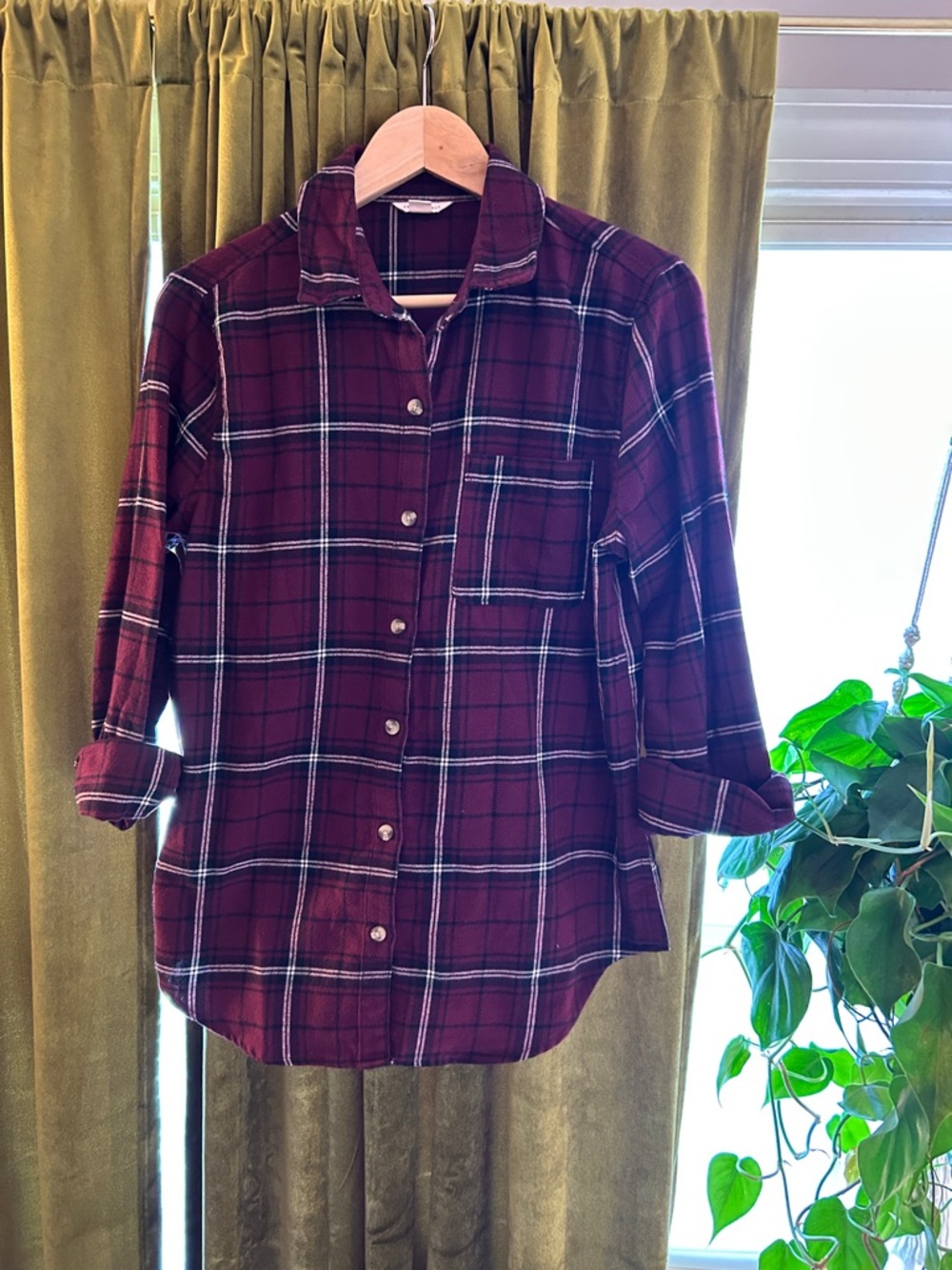 Girls Aeropostale Plaid Flannel Button-Up Shirt - Burgundy Plaid